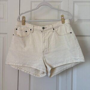 The Mom Short High Rise Curve Love